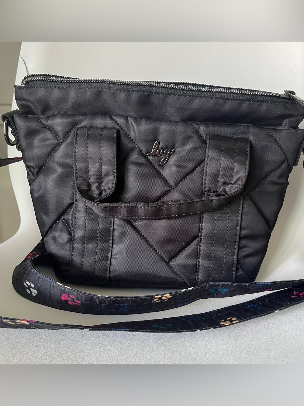 Lug Dory mini with paws black strap + bonus strap